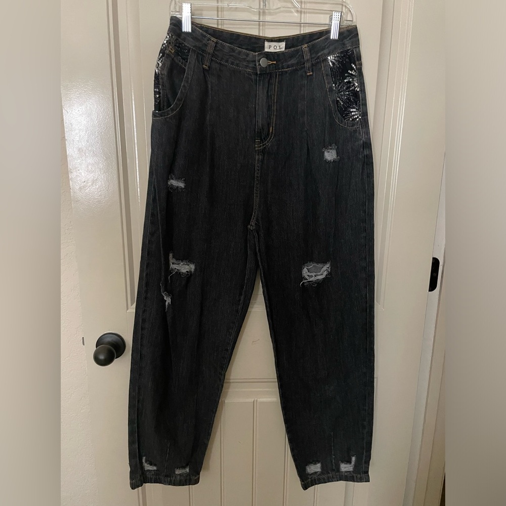 POL Distressed Boyfriend Jeans with Sequins design NWOT